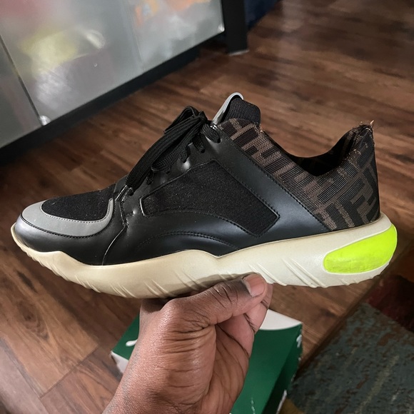 🔥 - Picture 3 of 3